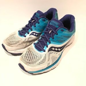 Saucony Ride 10 Everun Women’s 9 Wide EUC!